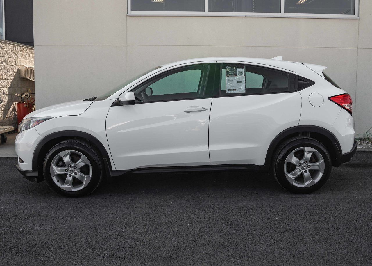 2016 Honda HR-V **LX**