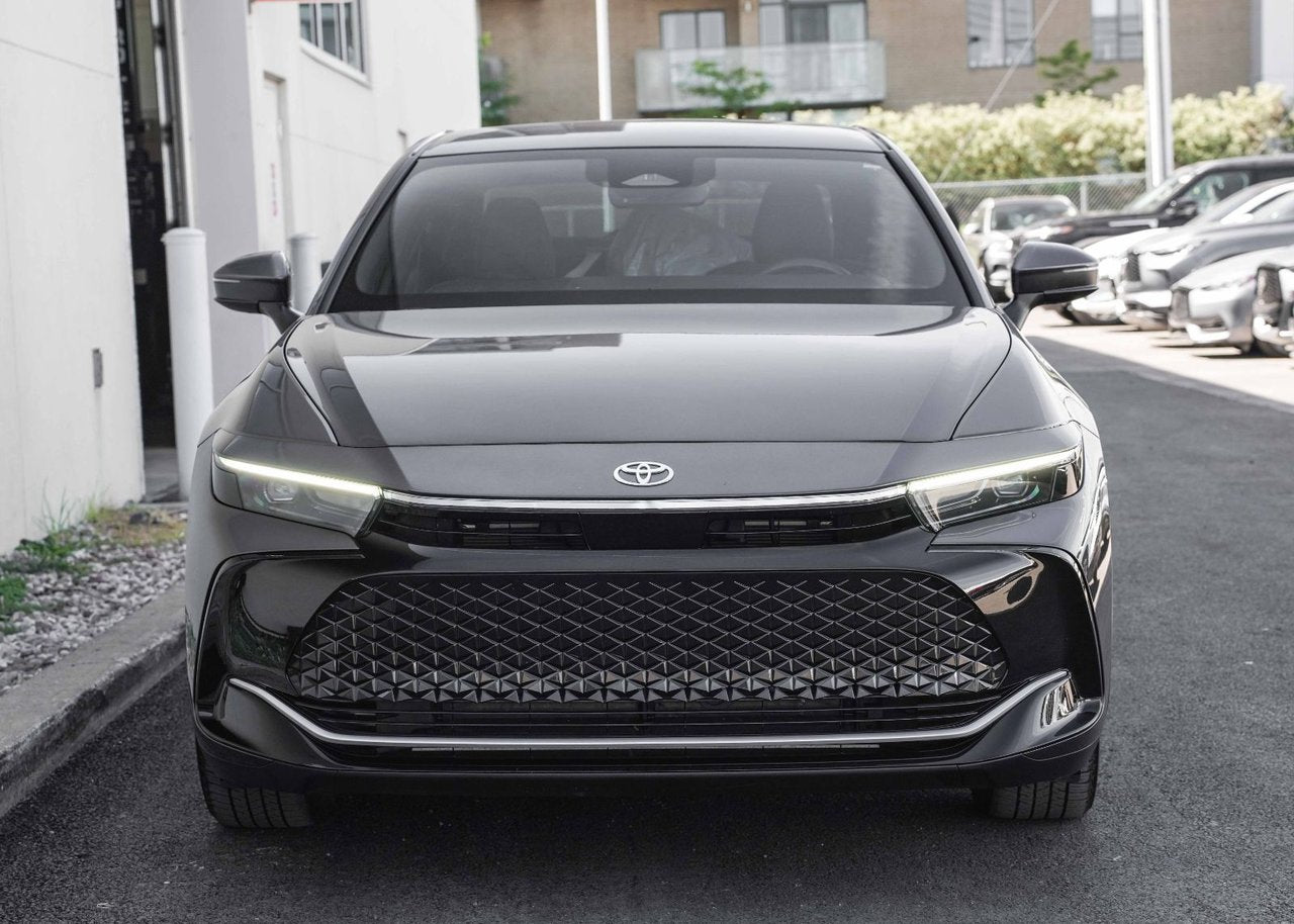 2023 Toyota CROWN XLE