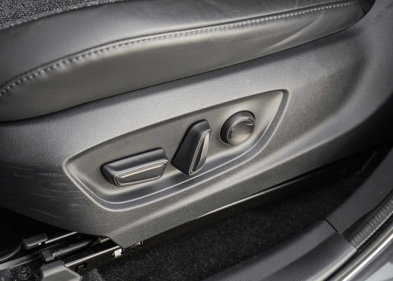 2023 Toyota CROWN XLE