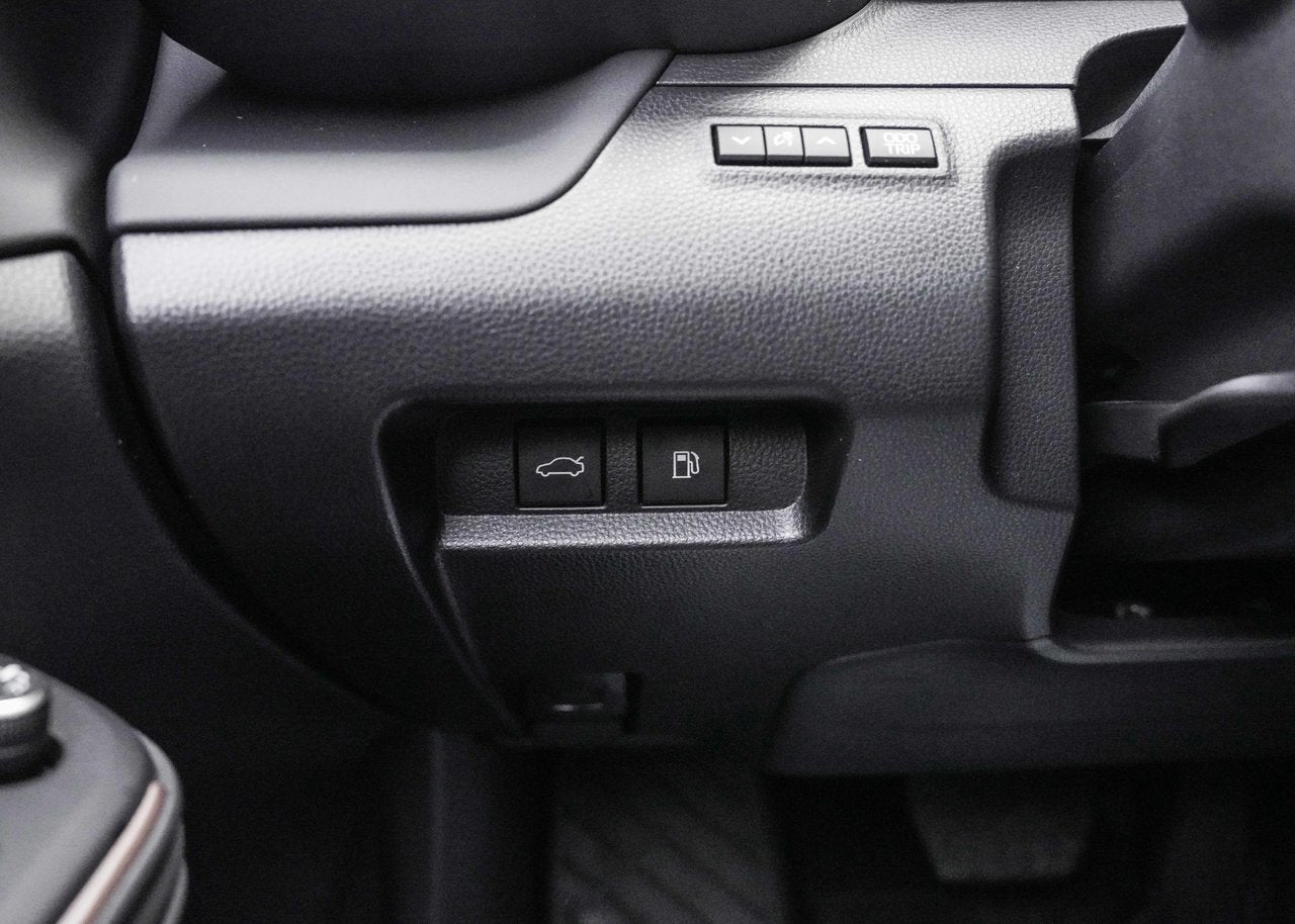 2023 Toyota CROWN XLE