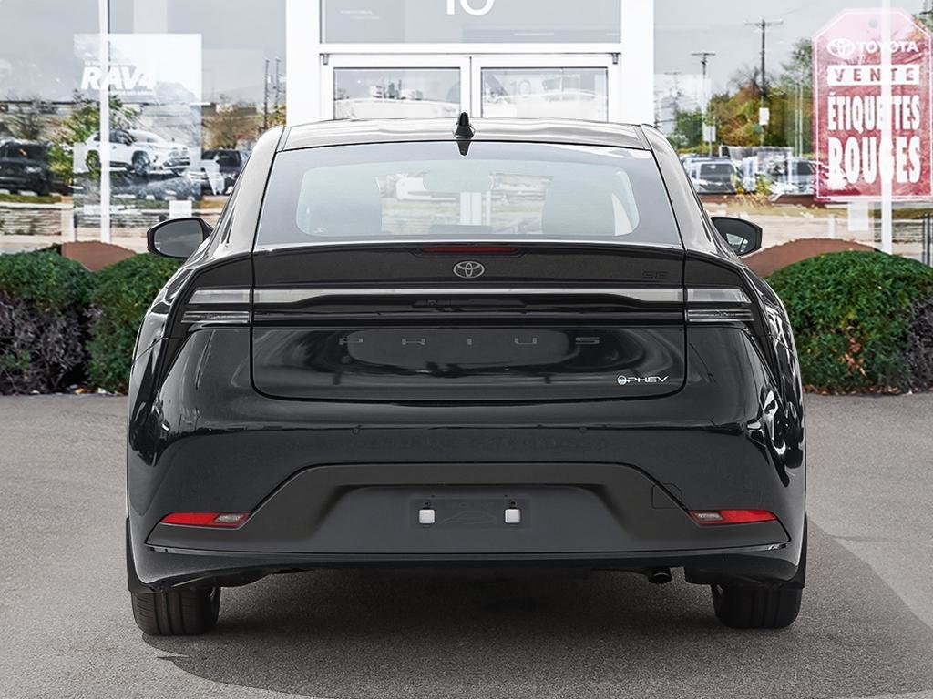 2026 Toyota Prius Plug-in Hybrid SE