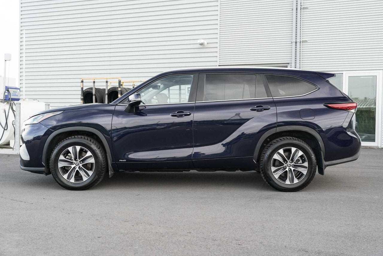 2023 Toyota Highlander HYBRID/XLE/3EM RANGE/KEYLESS/BLINDSPOT/SUNROOF