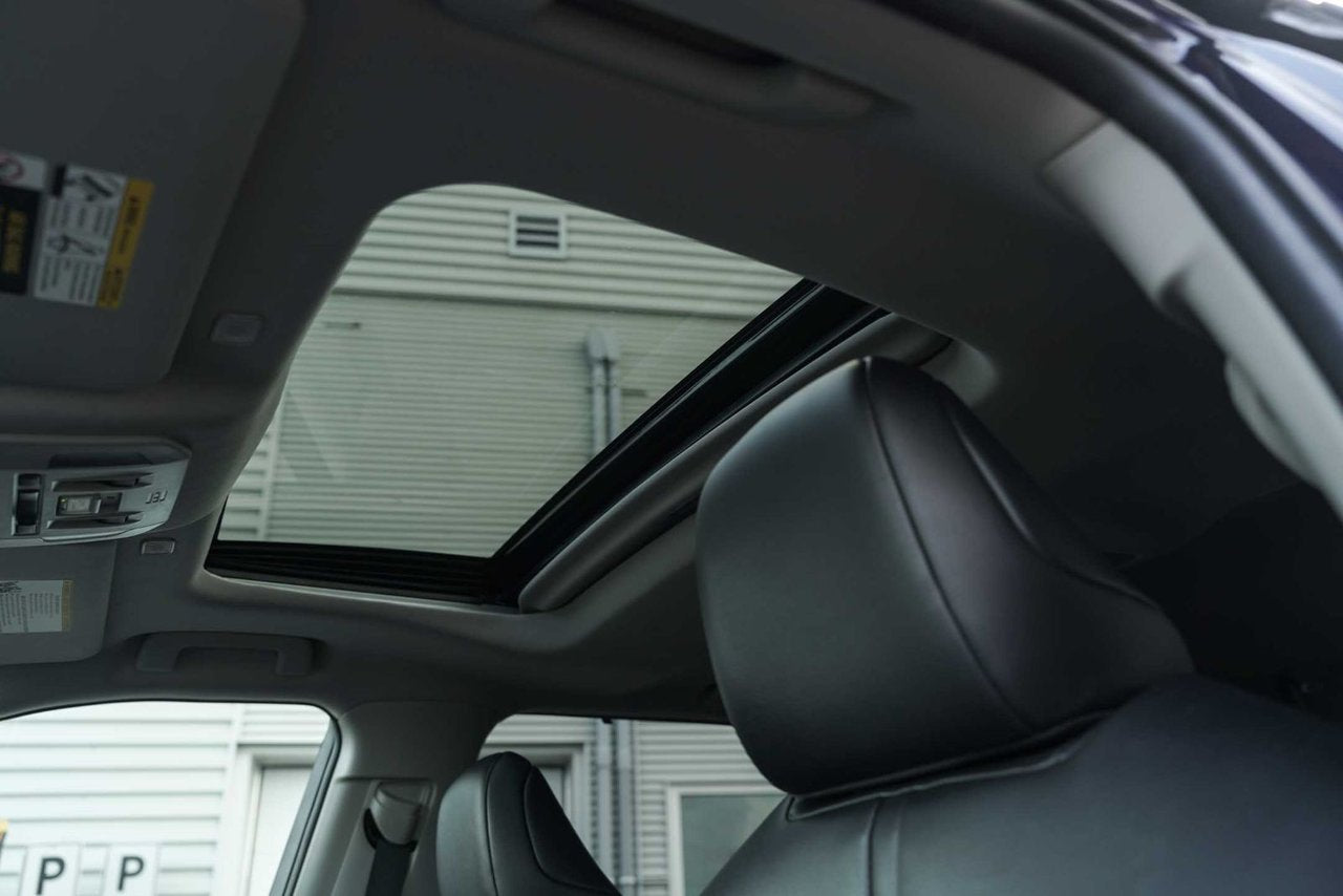 2023 Toyota Highlander HYBRID/XLE/3EM RANGE/KEYLESS/BLINDSPOT/SUNROOF