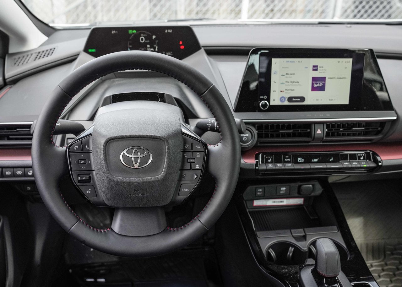 2026 Toyota Prius Plug-in Hybrid SE