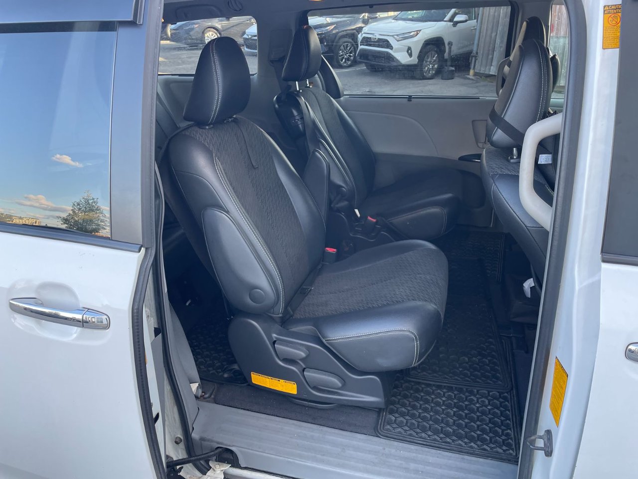 2013 Toyota Sienna SE