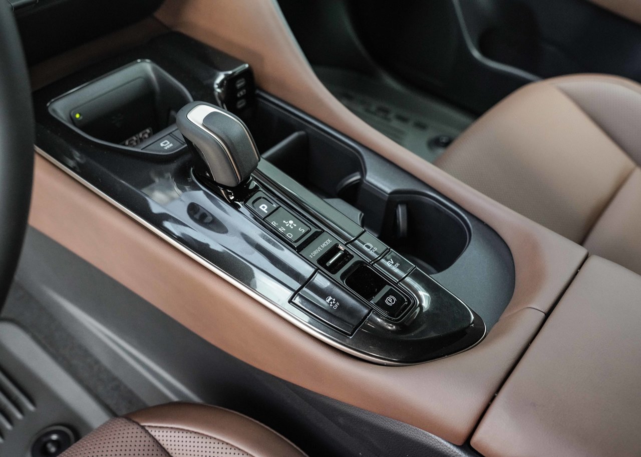 2025 Toyota Crown Signia TECHNOLOGIE AVANCÉE