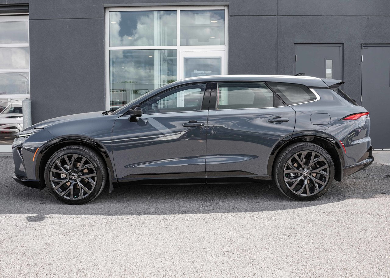 2025 Toyota Crown Signia TECHNOLOGIE AVANCÉE