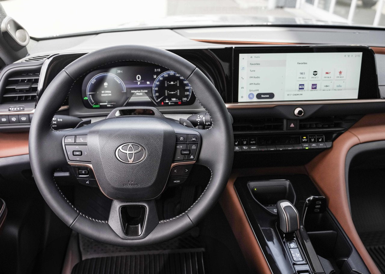 2025 Toyota Crown Signia TECHNOLOGIE AVANCÉE