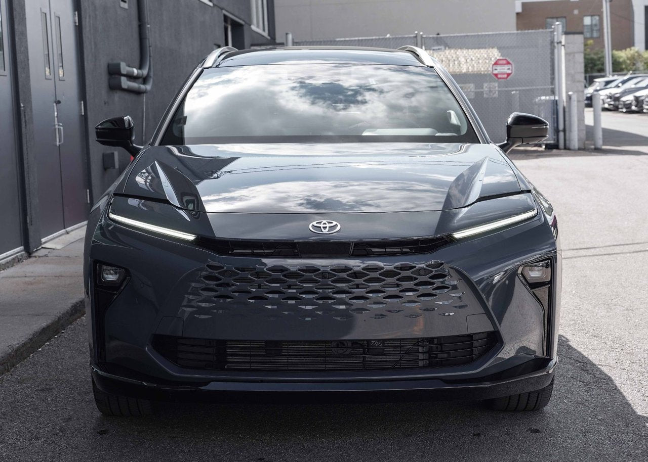 2025 Toyota Crown Signia TECHNOLOGIE AVANCÉE