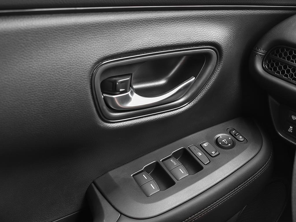 2026 Honda HR-V LX 4WD