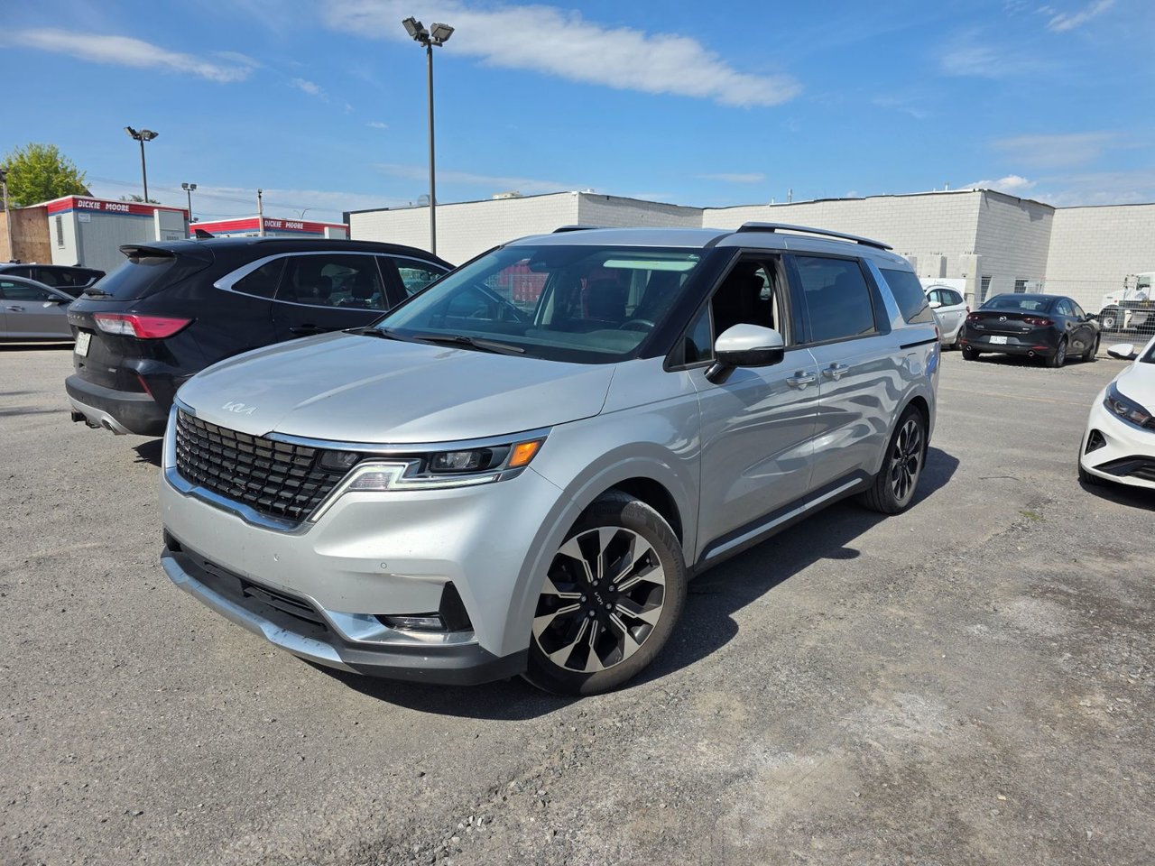 2022 Kia Carnival EX