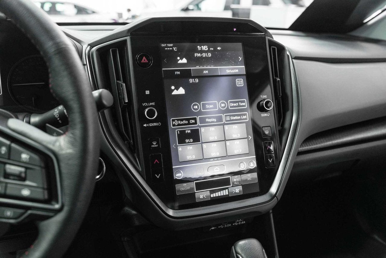 2024 Subaru Crosstrek Limited **BAS KM**LOW KM**