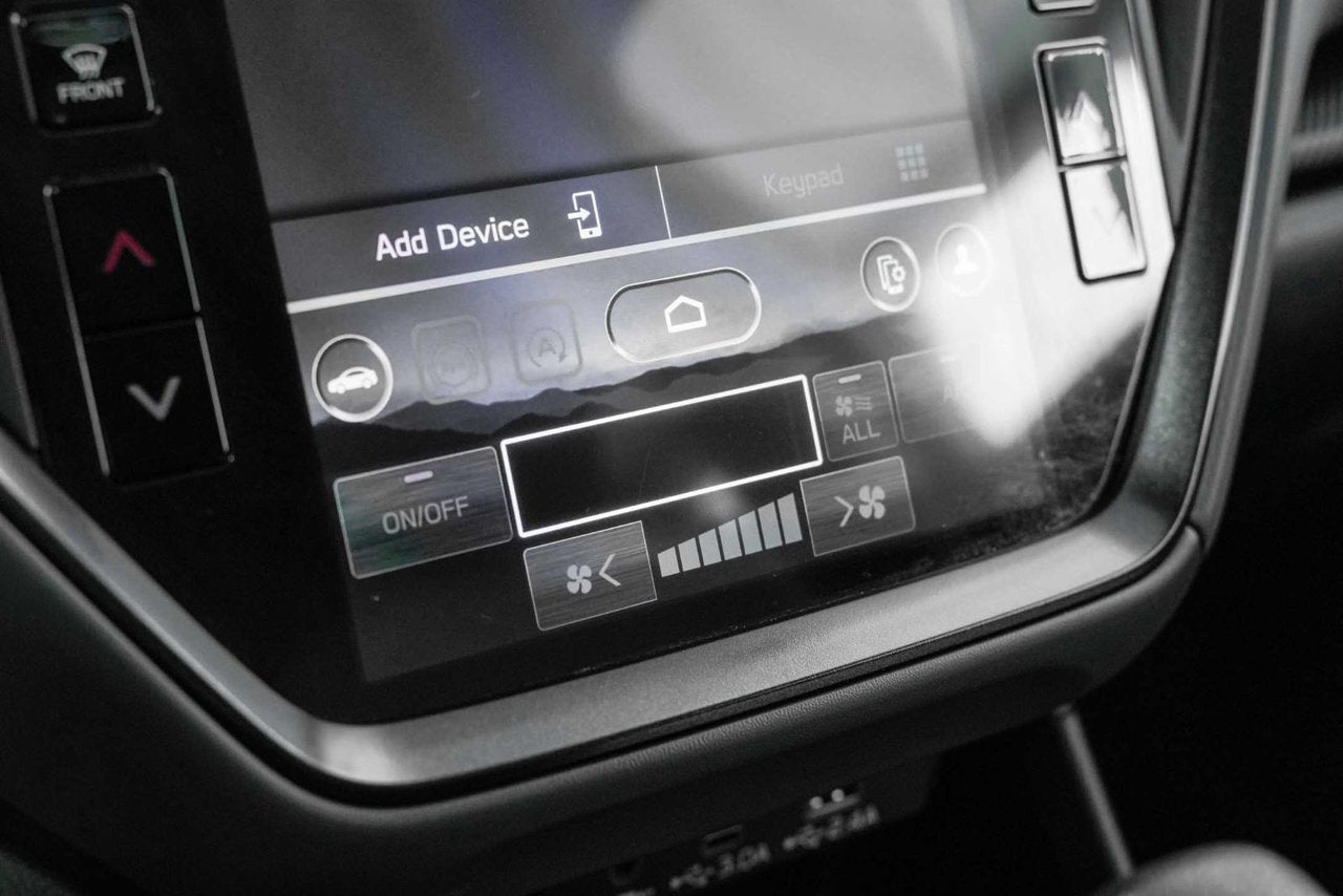 2024 Subaru Crosstrek Limited **BAS KM**LOW KM**