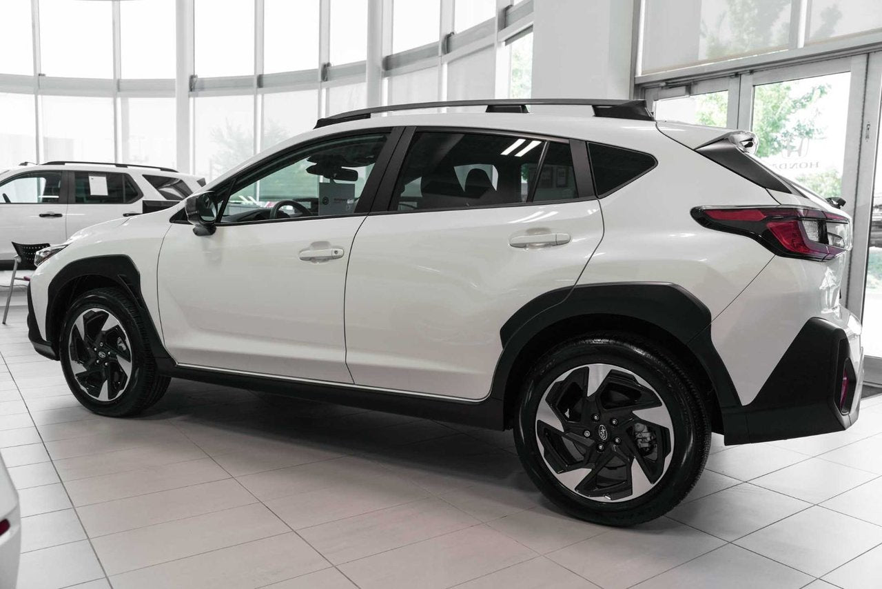 2024 Subaru Crosstrek Limited **BAS KM**LOW KM**