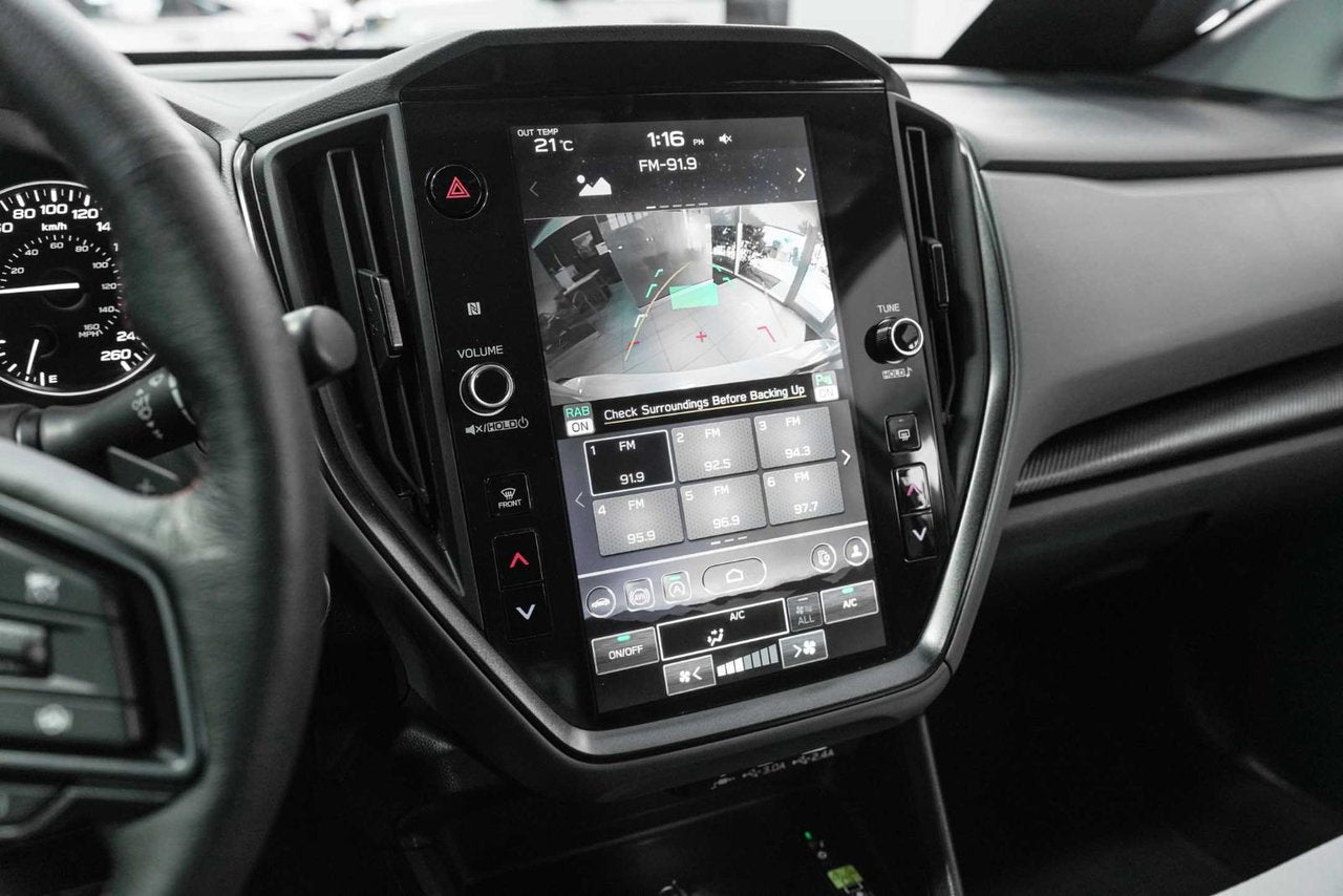 2024 Subaru Crosstrek Limited **BAS KM**LOW KM**