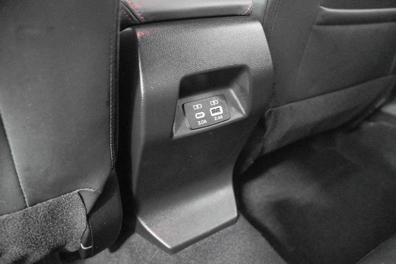 2024 Subaru Crosstrek Limited **BAS KM**LOW KM**