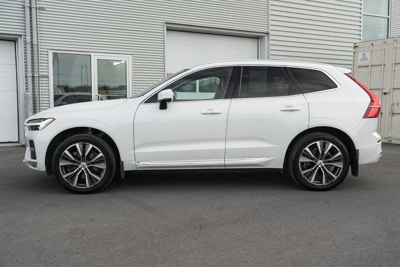 2022 Volvo XC60 INSCRIPTION/AWD/BOWER & WILKINS/ TOIT PANO/KEYLESS