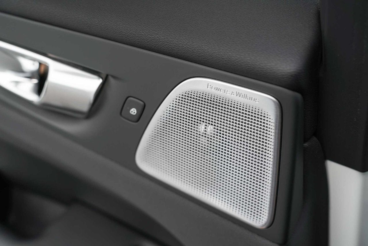 2022 Volvo XC60 INSCRIPTION/AWD/BOWER & WILKINS/ TOIT PANO/KEYLESS