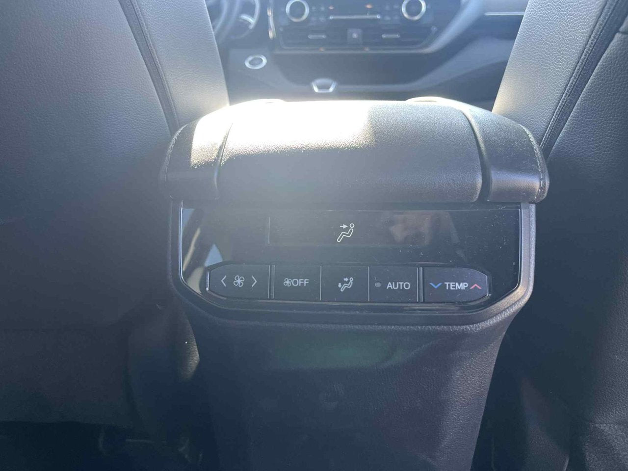 2024 Toyota Highlander Hybrid XLE