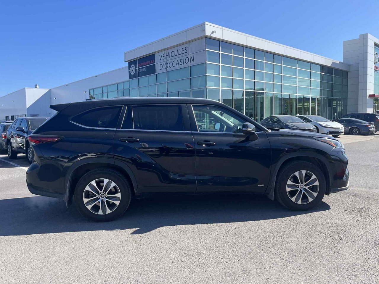 2024 Toyota Highlander Hybrid XLE