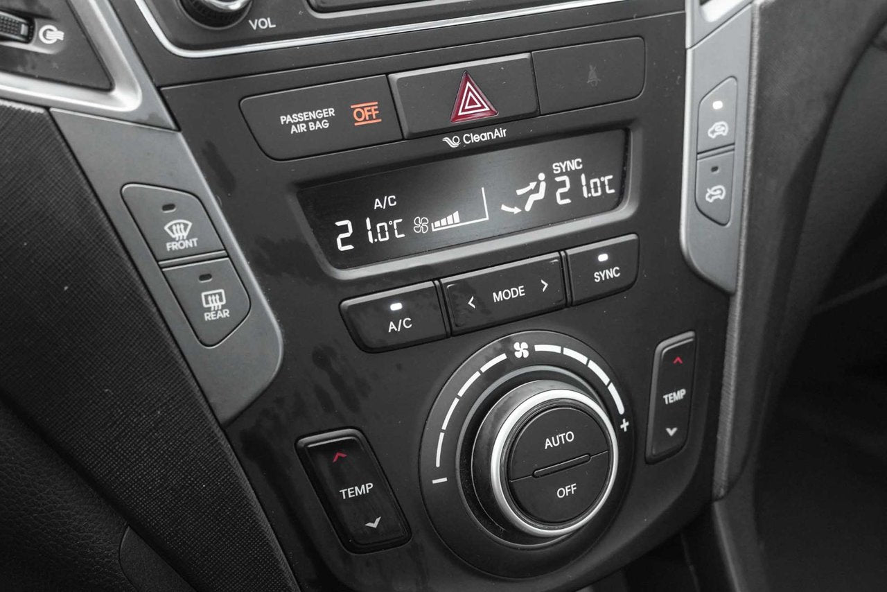 2017 Hyundai Santa Fe Sport SPORT  LUXURY