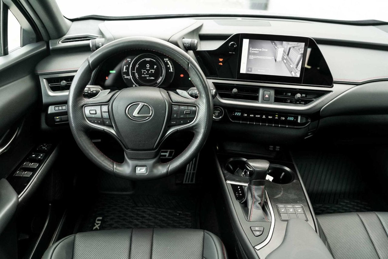 2024 Lexus UX 250h F SPORT 1 AWD CUIR CARPLAY