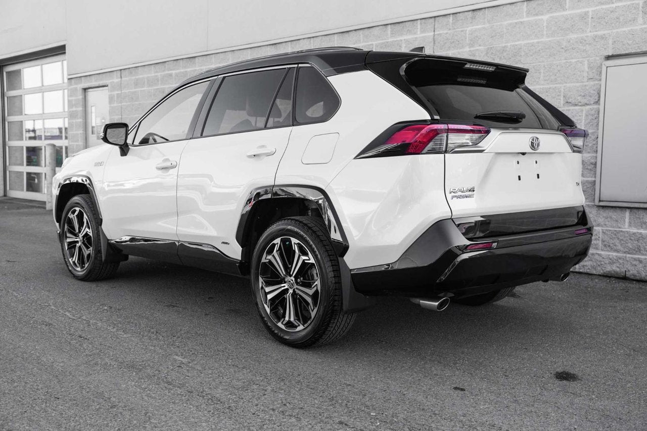 2023 Toyota RAV4 Prime XSE AWD LOW KM PLUG IN HYBRID CUIR TOIT NAVI