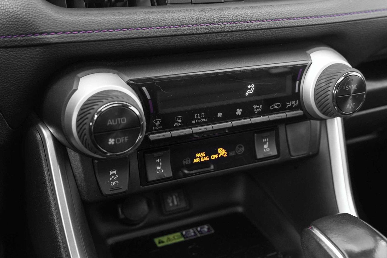 2023 Toyota RAV4 Prime XSE AWD LOW KM PLUG IN HYBRID CUIR TOIT NAVI