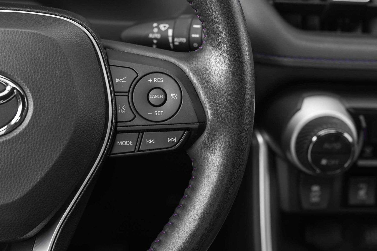 2023 Toyota RAV4 Prime XSE AWD LOW KM PLUG IN HYBRID CUIR TOIT NAVI