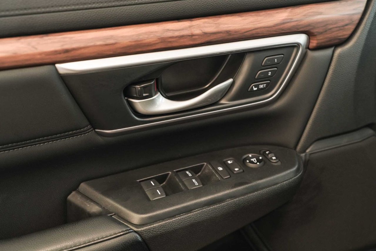 2022 Honda CR-V TOURING **BASKM**LOW KM**