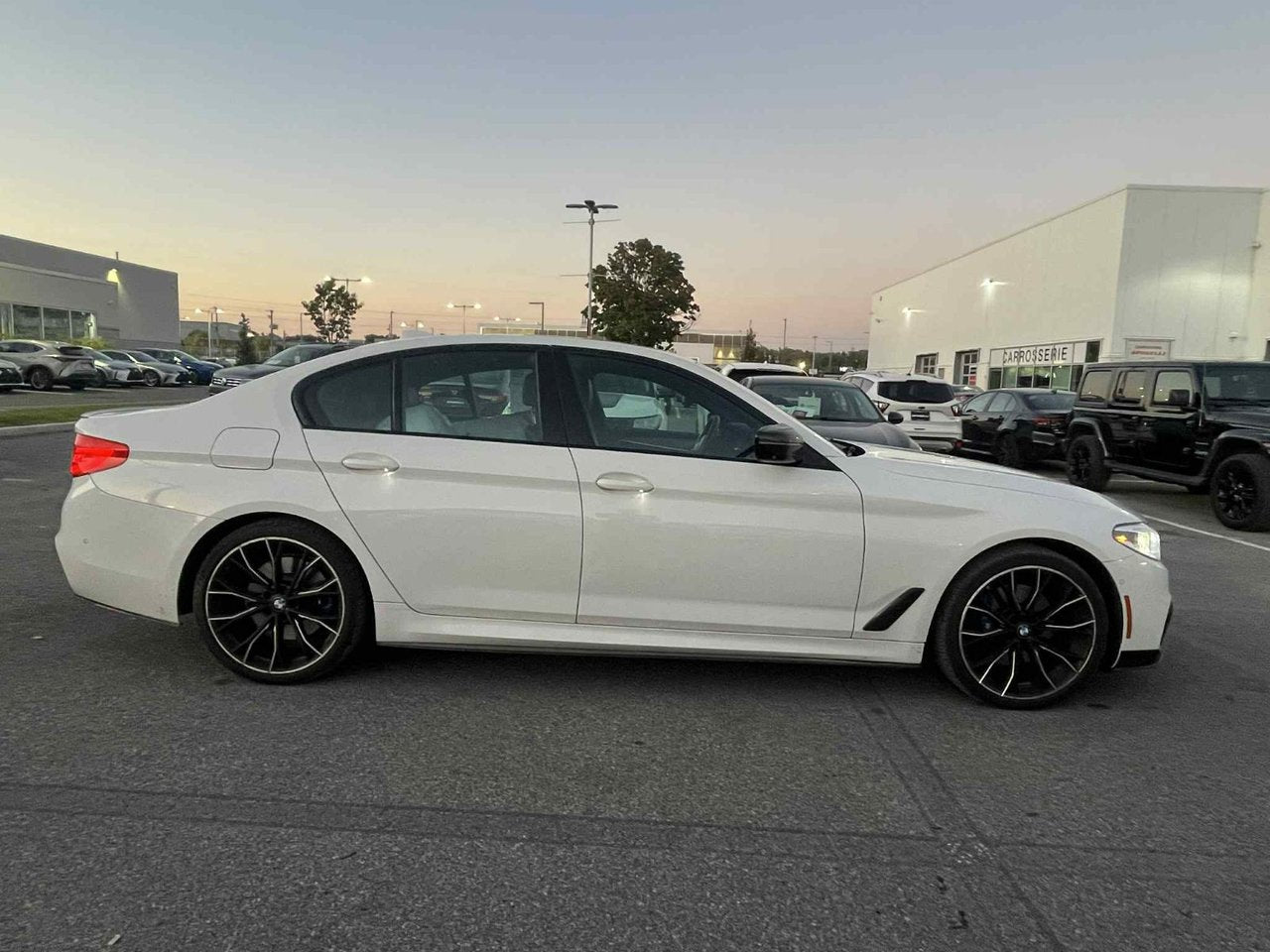 2019 BMW 5 Series 530e xDrive iPerformance