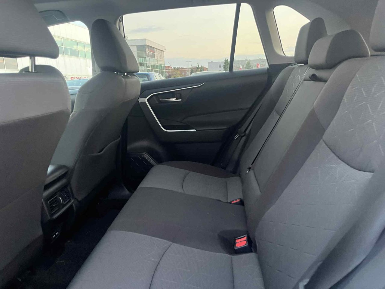 2022 Toyota RAV4 XLE AWD