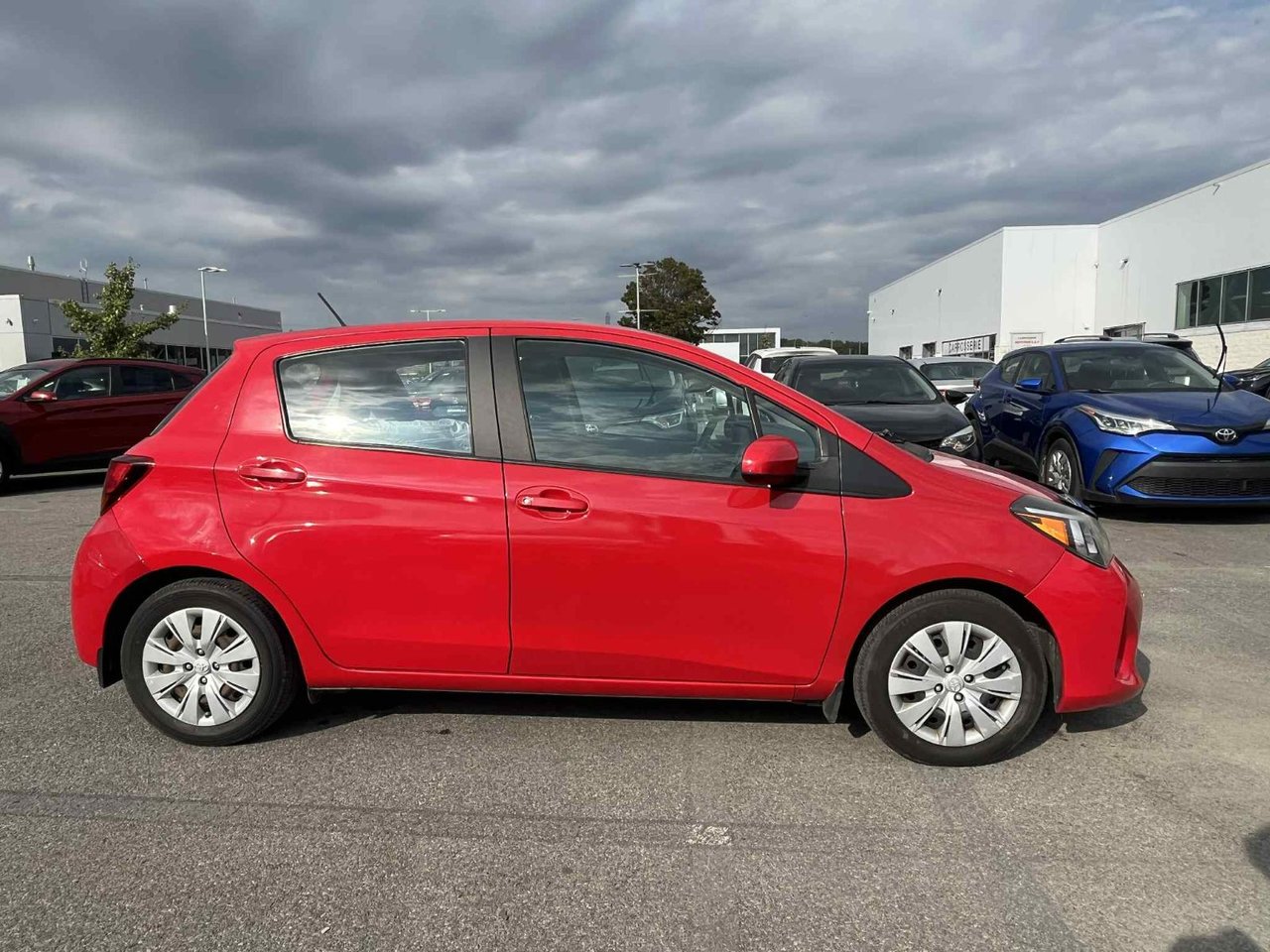 2017 Toyota Yaris LE