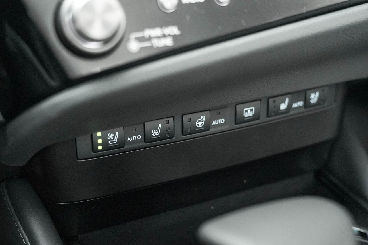 2025 Lexus ES Ultra Luxury