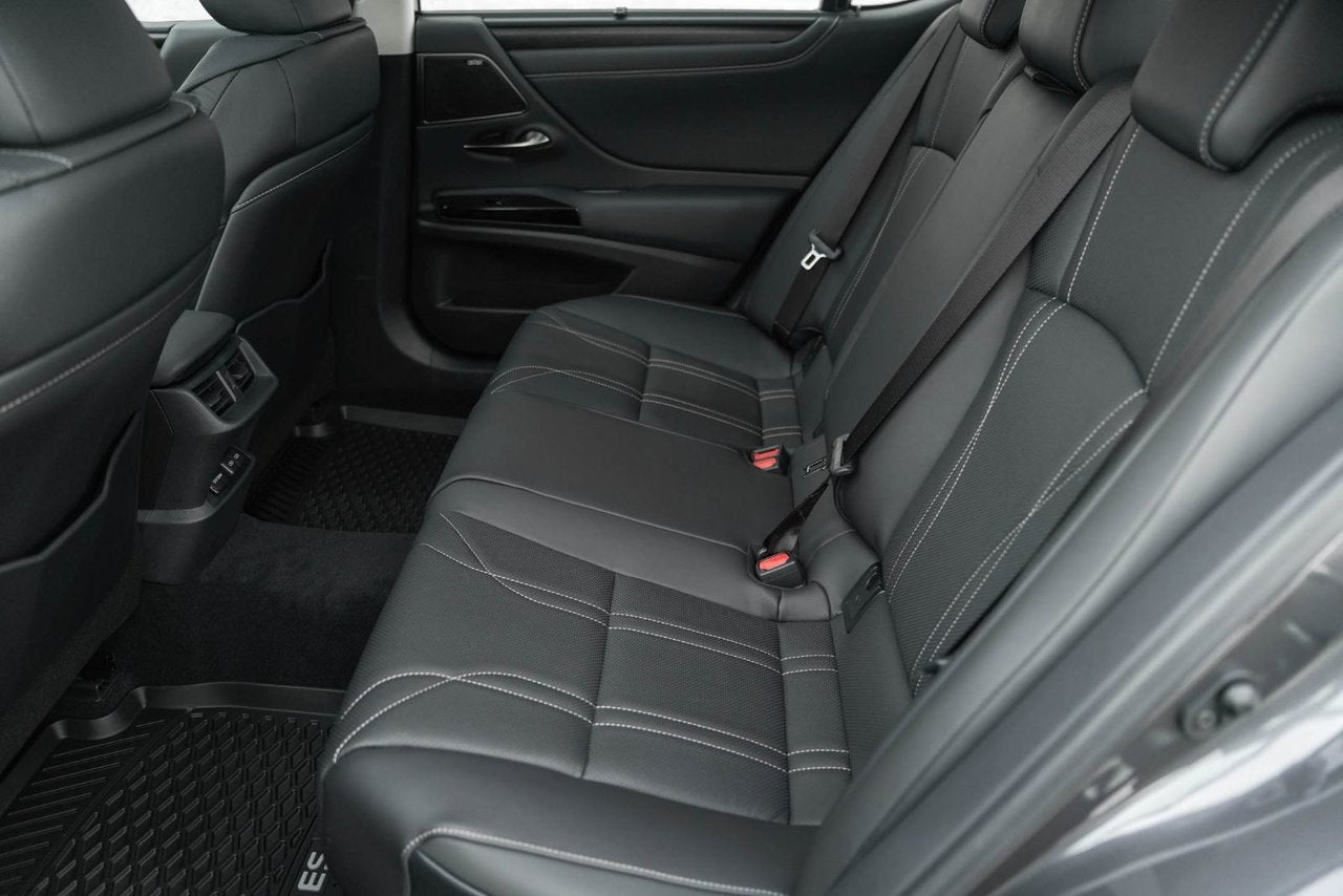 2025 Lexus ES Ultra Luxury