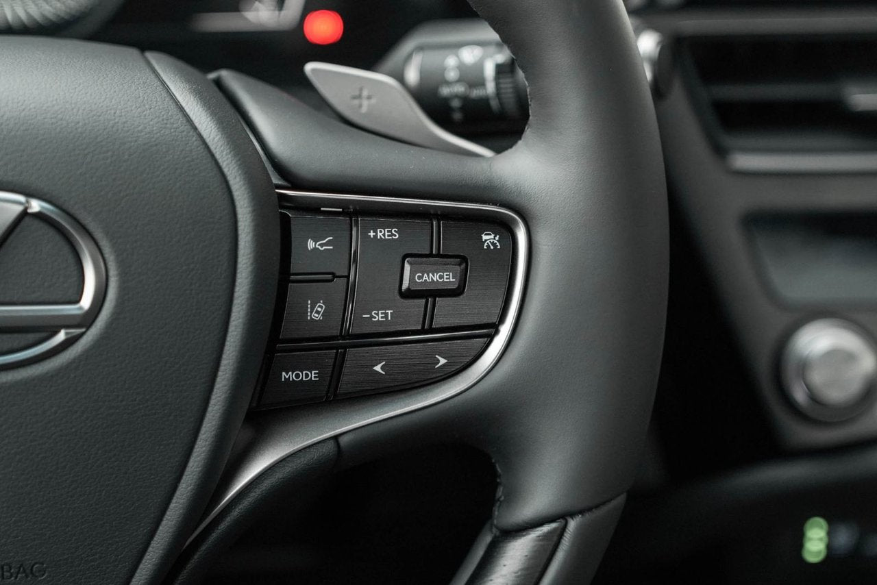 2025 Lexus ES Ultra Luxury