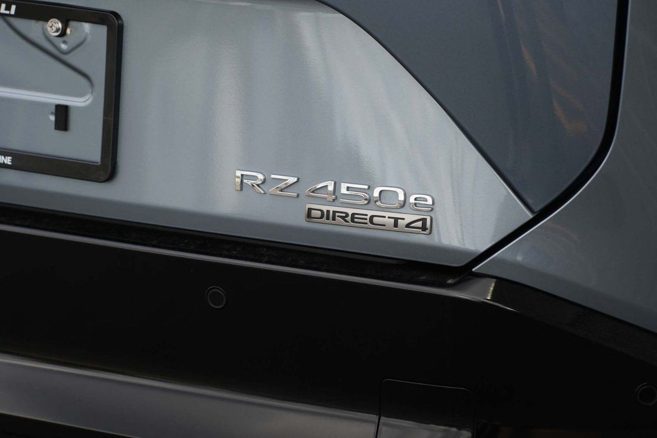 2025 Lexus RZ LUXURY