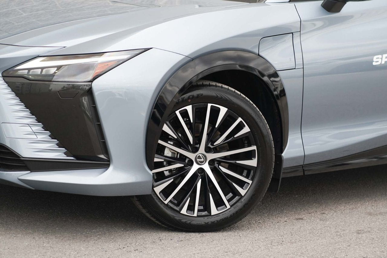 2025 Lexus RZ LUXURY