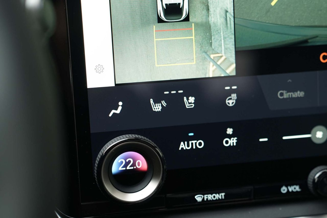 2025 Lexus RZ LUXURY