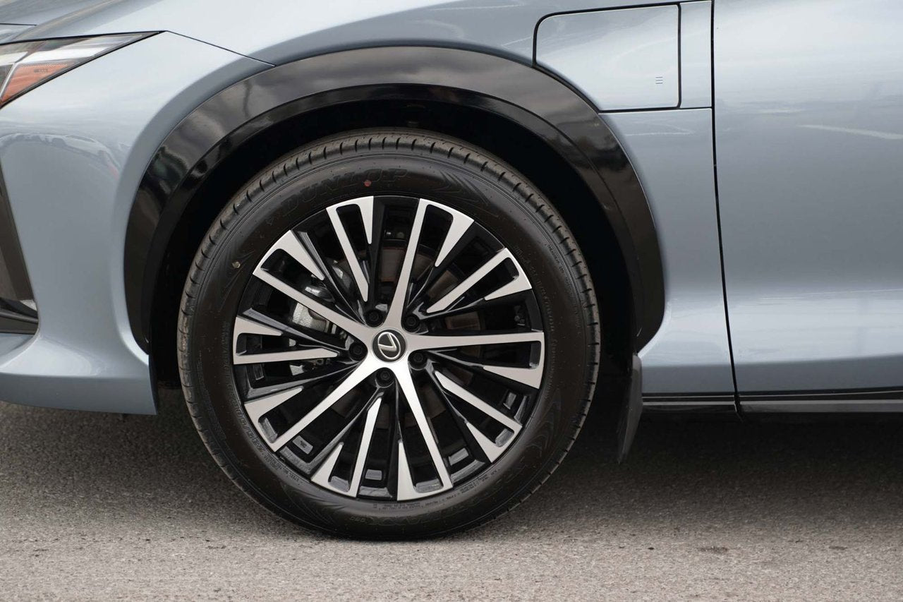 2025 Lexus RZ LUXURY