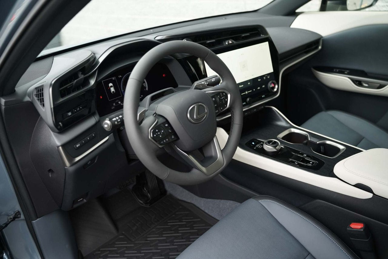2025 Lexus RZ LUXURY