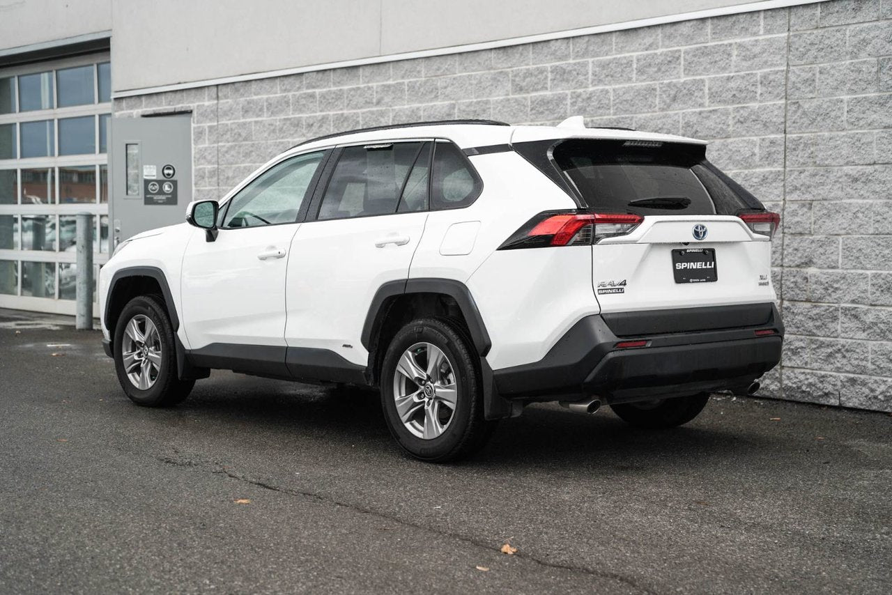 2024 Toyota RAV4 Hybrid XLE