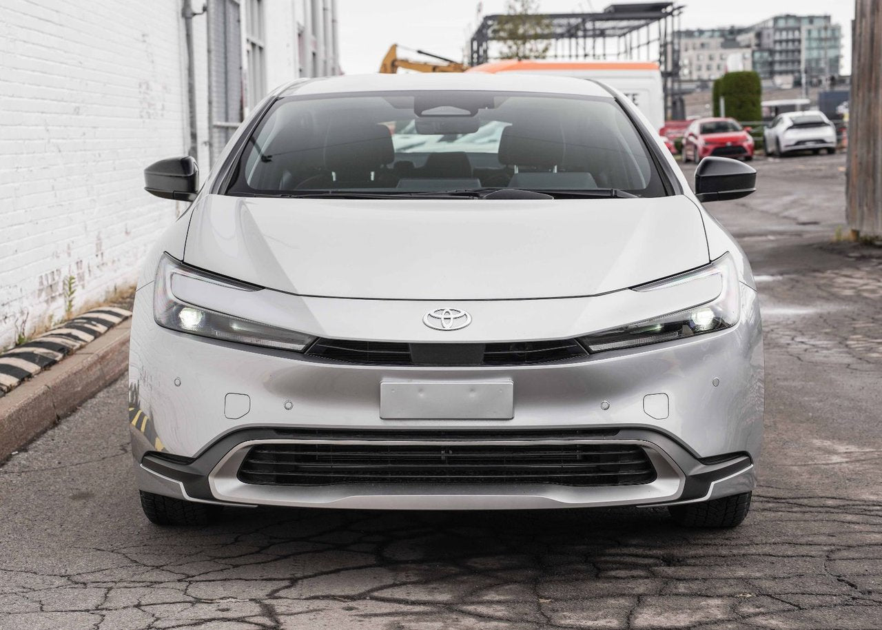 2026 Toyota Prius Plug-in Hybrid SE