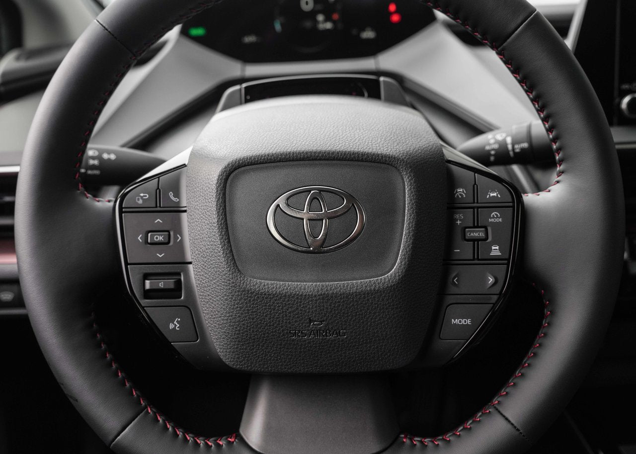 2026 Toyota PRIUS PLUG-IN HYBRID SE