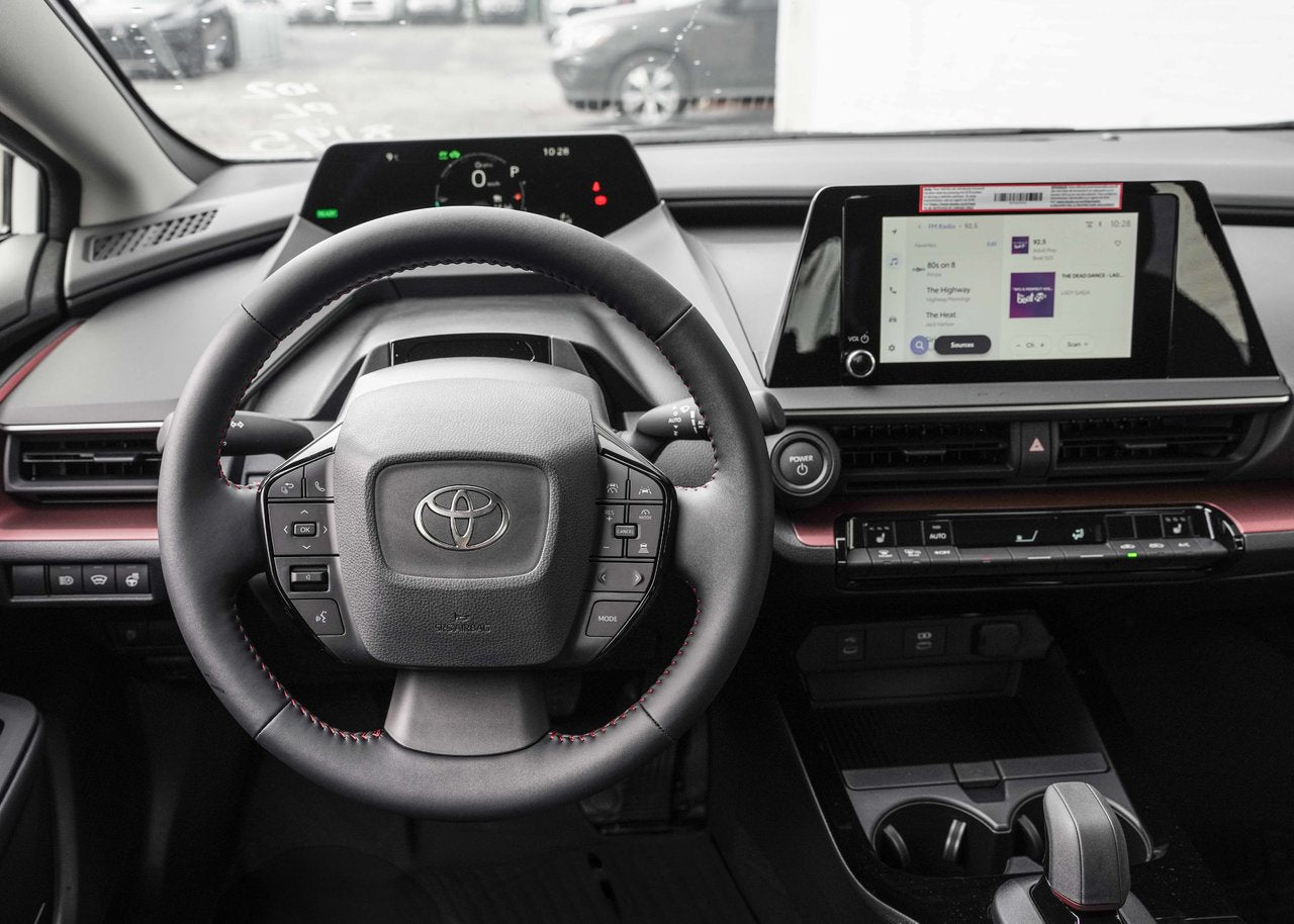 2026 Toyota PRIUS PLUG-IN HYBRID SE