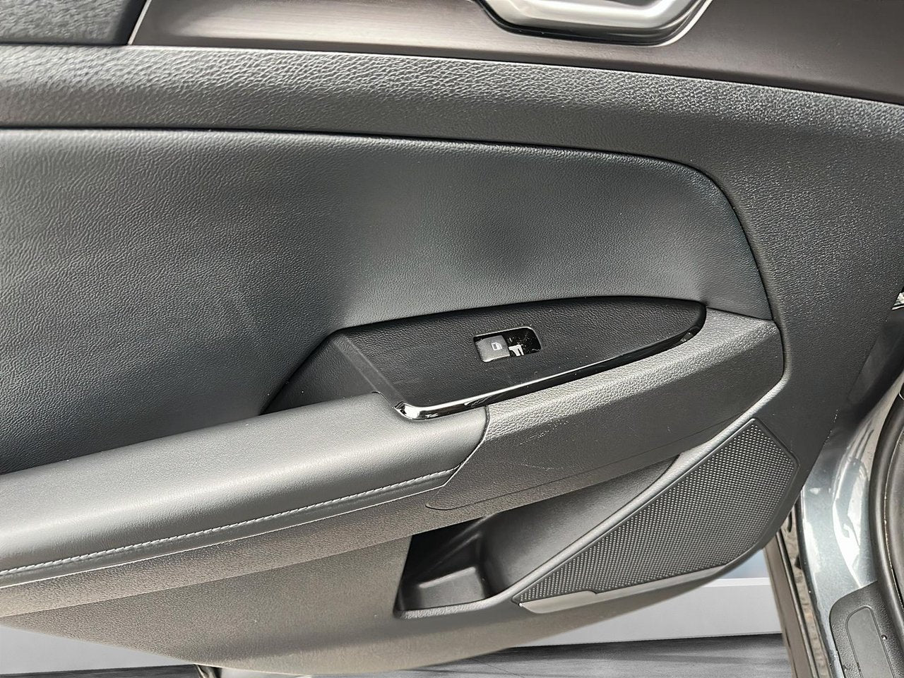 2024 Kia Sportage EX AWD