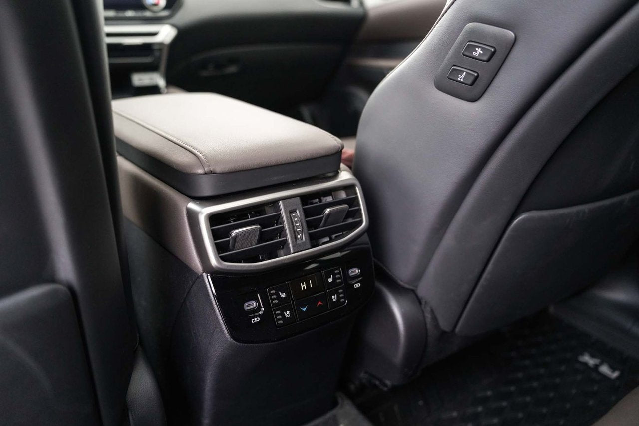 2024 Lexus RX Plug-In Hybrid 450h+ DEMO PLUG IN EXECUTIVE MARK LEVINSON PANO