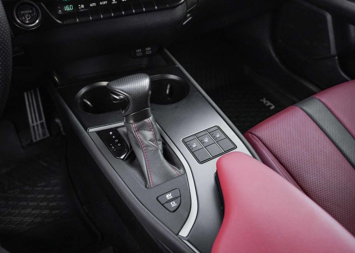 2024 Lexus UX Hybrid F SPORT Design
