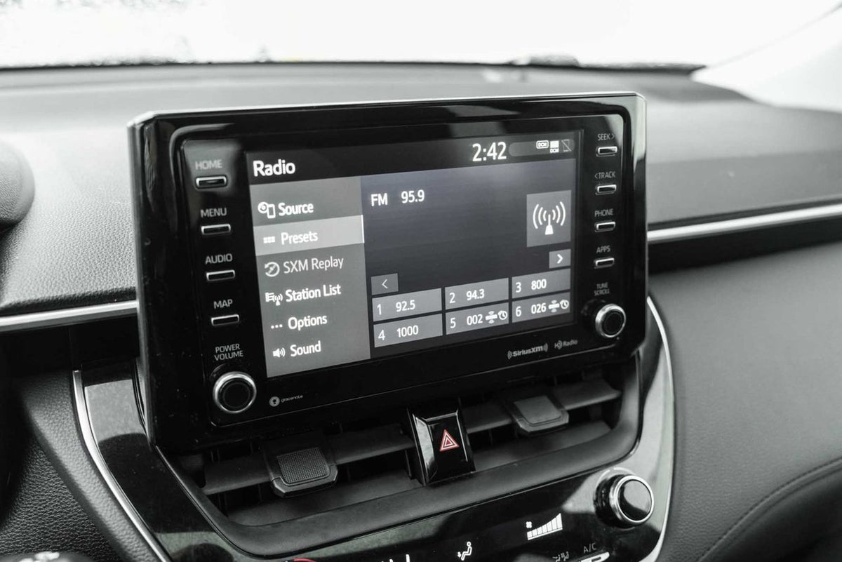 2022 Toyota Corolla Cross LE UPGRADE AWD