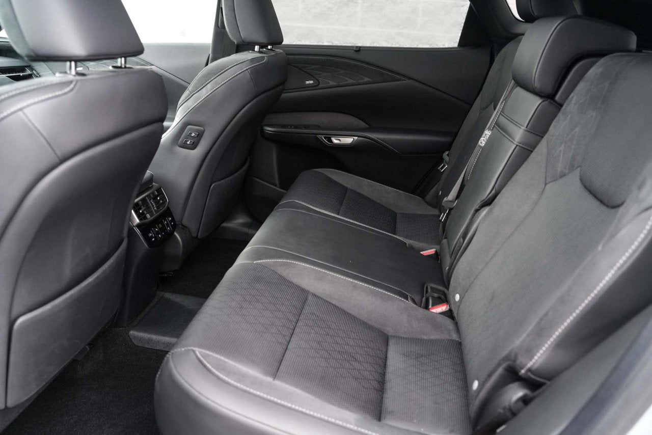 2024 Lexus RX Plug-In Hybrid 450h+ DEMO PLUG IN EXECUTIVE MARK LEVINSON TOIT